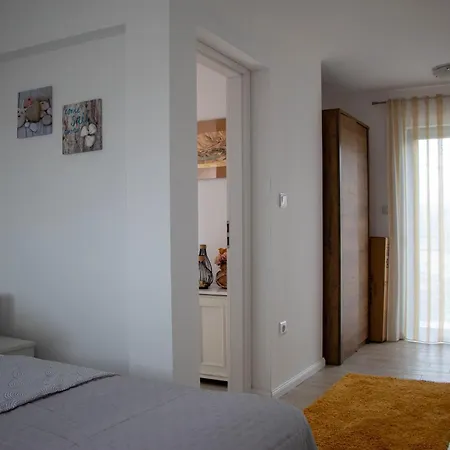 Kuca Za Odmor Komarica