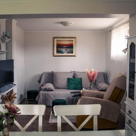 Kuca Za Odmor Komarica Apartment