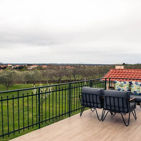 Kuca Za Odmor Komarica Brisevo